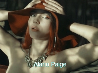 Alana_Paige