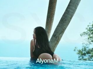 AlyonaM