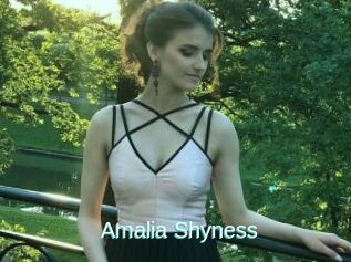 Amalia_Shyness