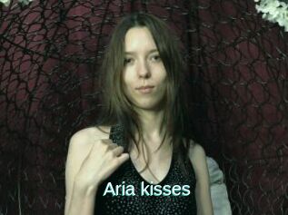 Aria_kisses