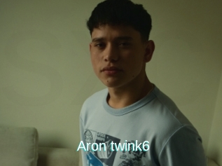 Aron_twink6