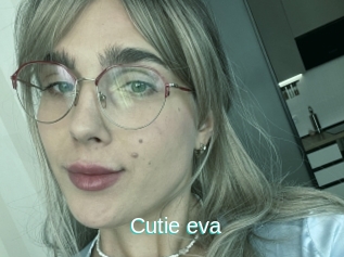 Cutie_eva