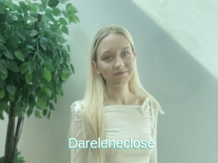 Dareleneclose