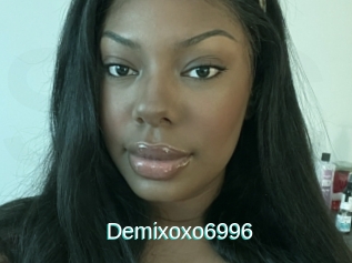 Demixoxo6996