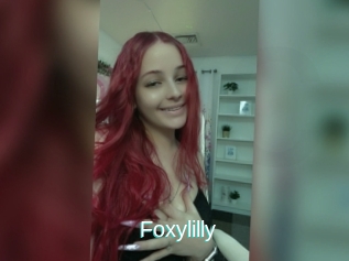 Foxylilly