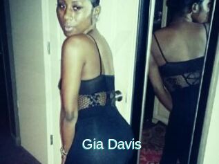 Gia_Davis