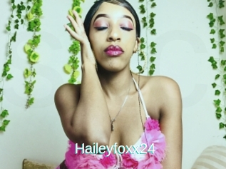 Haileyfoxx24