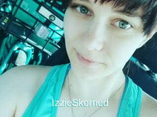 IzzieSkorned