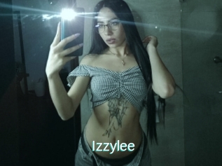 Izzylee