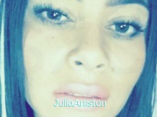 Julia_Aniston