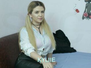 KYLIIE_