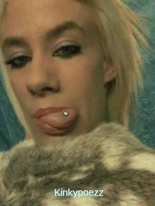 Kinkypoezz