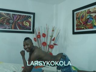 LARSYKOKOLA