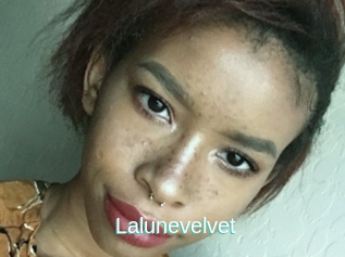 Lalunevelvet