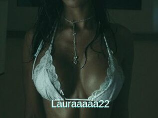 Lauraaaaa22