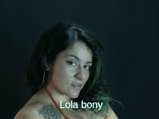 Lola_bony