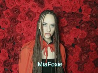 MiaFoxie