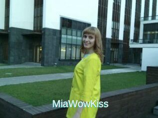 MiaWowKiss