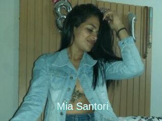 Mia_Santori
