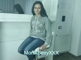MonikSexyXXX