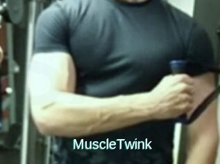 MuscleTwink