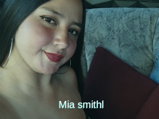 Mia_smithl
