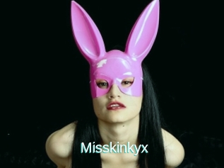 Misskinkyx