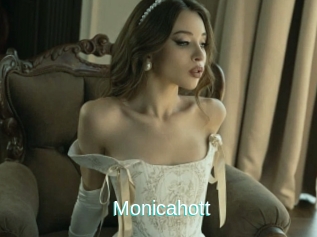Monicahott