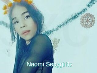 Naomi_Sexggirlts