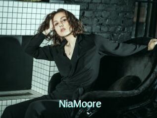 NiaMoore