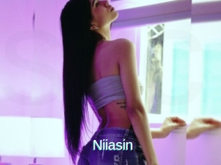 Niiasin