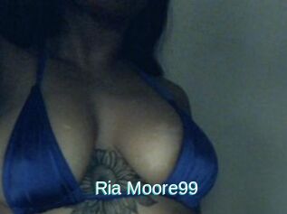 Ria_Moore99