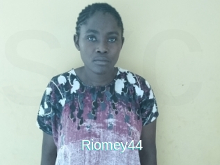 Riomey44