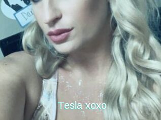 Tesla_xoxo